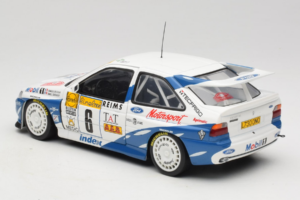 Ford Escort RS Cosworth Mobil 1 #6 F. Delecour / D. Grataloup Rally Monte Carlo Winner 1994 UT Models 1:18 180948106 Metāls — attēls 7 no 8