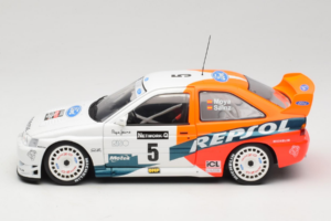 Ford Escort RS Cosworth Repsol #5 C. Sainz / L. Moya RAC Rally 1997 UT Models 1:18 39750 Metāls — attēls 4 no 8