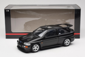 Ford Escort RS Cosworth Black Metallic Minichamps 1:18 150089020 Metāls — attēls 8 no 8