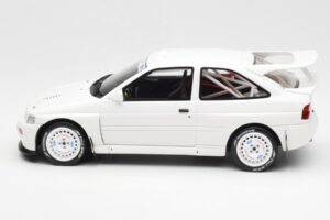 Ford Escort RS Cosworth Group A Balts Otto 1:18 OT1025 Sveķi — attēls 3 no 6