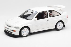 Ford Escort RS Cosworth Group A Balts Otto 1:18 OT1025 Sveķi