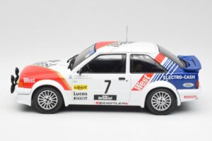 Ford Escort RS Turbo #7 Lotto Haspengouw Rally 1985 MCG 1:18 MCG18421 Metāls — attēls 3 no 6