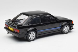 Ford Escort RS Turbo Princeses Diānas Personīgais Auto Melns MCG 1:18 MCG18420 Metāls — attēls 2 no 6