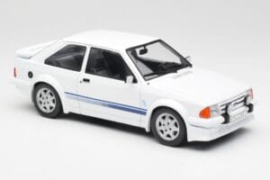 Ford Escort RS Turbo Balts MCG 1:18 MCG18419 Metāls — attēls 4 no 6