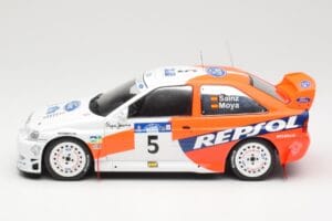 Ford Escort WRC #5 C. Sainz / L. Moya Winner Acropolis Rally 1997 IXO 1:18 18RMC172A Metāls — attēls 3 no 6