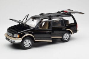 Ford Expedition Eddie Bauer Melns UT Models 1:18 22710 Metāls — attēls 3 no 7