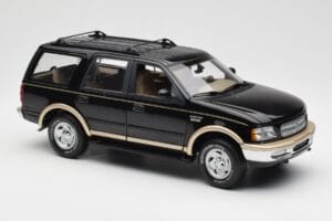 Ford Expedition Eddie Bauer Melns UT Models 1:18 22710 Metāls