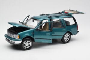 Ford Expedition XLT Zaļš Metaliks UT Models 1:18 22717 Metāls — attēls 2 no 8