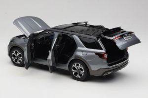 Ford Explorer Pelēks OEM 1:18 FORD2020 Metāls — attēls 5 no 8