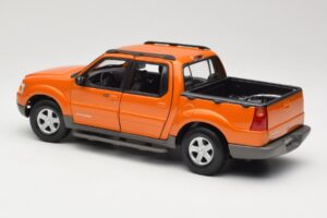Ford Explorer Sport Trac Oranžs Maisto 1:18 536891G Metāls — attēls 7 no 8