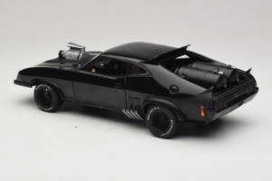 Ford Falcon XB Interceptor Mad Max 2 The Road Warrior AUTOart 1:18 72745 Metāls — attēls 7 no 8