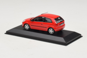 Ford Fiesta Mk5 2-Door Sarkans Minichamps 1:43 FIESTA004 Metāls — attēls 3 no 4