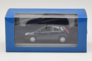 Ford Fiesta Mk5 4-Door Tumši Zils Minichamps 1:43 FIESTA001 Metāls — attēls 4 no 4