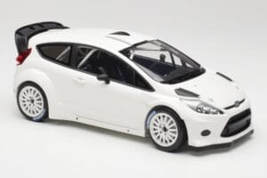 Ford Fiesta RS WRC Street Mk7 Balts Minichamps 1:18 151110890 Metāls — attēls 4 no 6