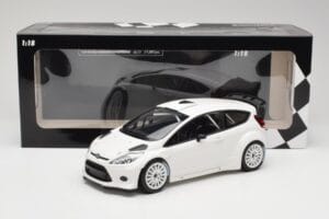 Ford Fiesta RS WRC Street Mk7 Balts Minichamps 1:18 151110890 Metāls — attēls 6 no 6