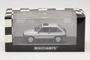 Ford Fiesta XR2 Sudrabs Minichamps 1:43 400085160 Metāls — attēls 4 no 4