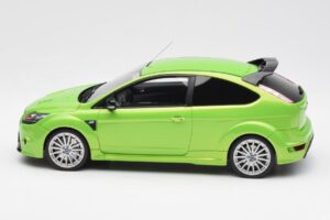Ford Focus RS Mk2 Zaļš Otto 1:18 OT381 Sveķi — attēls 3 no 6