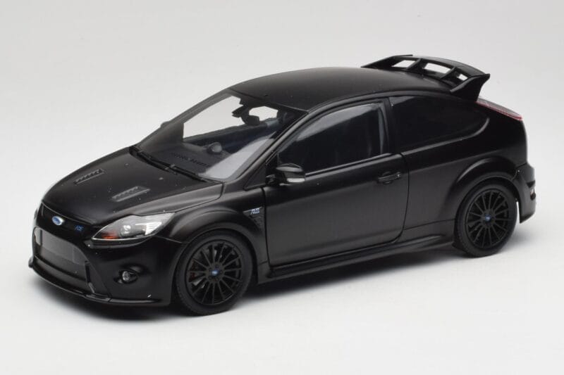 Ford Focus RS Mk2 Matte Black Minichamps 1:18 100080000 Metāls