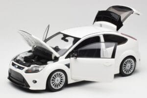 Ford Focus RS Mk2 Balts Minichamps 1:18 100080002 Metāls — attēls 2 no 8