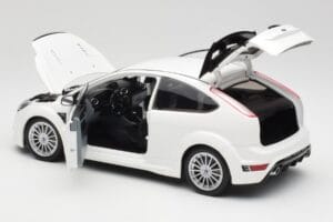 Ford Focus RS Mk2 Balts Minichamps 1:18 100080002 Metāls — attēls 5 no 8