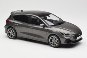 Ford Focus ST Mk4 Pelēks MCG 1:18 MCG18454 Metāls — attēls 4 no 6