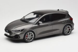 Ford Focus ST Mk4 Pelēks MCG 1:18 MCG18454 Metāls
