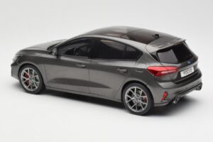 Ford Focus ST Mk4 Pelēks MCG 1:18 MCG18454 Metāls — attēls 5 no 6