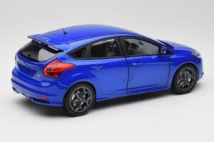 Ford Focus ST Mk2 Blue Metallic Minichamps 1:18 110082001 Metāls — attēls 3 no 8