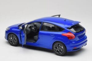 Ford Focus ST Mk2 Blue Metallic Minichamps 1:18 110082001 Metāls — attēls 5 no 8