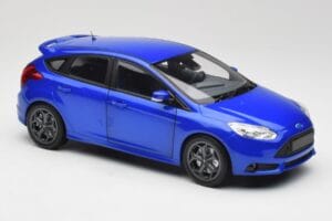 Ford Focus ST Mk2 Blue Metallic Minichamps 1:18 110082001 Metāls — attēls 6 no 8