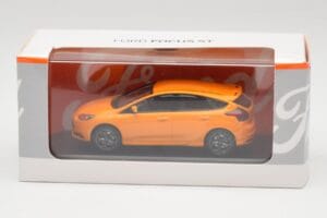 Ford Focus ST Mk3 Tangerine Scream Minichamps 1:43 FOCUS001 Metāls — attēls 4 no 4