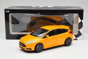 Ford Focus ST Mk2 Tangerine Scream Minichamps 1:18 110082005 Metāls — attēls 8 no 8