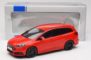 Ford Focus ST Turnier Mk3 Race Red MCG 1:18 MCG18466 Metāls — attēls 6 no 6