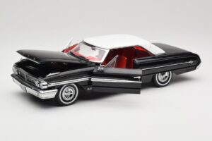 Ford Galaxie 500 Melns Sun Star 1:18 1442 Metāls — attēls 2 no 8