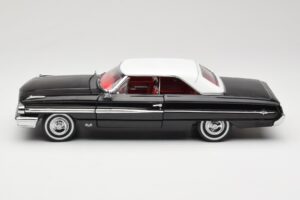 Ford Galaxie 500 Melns Sun Star 1:18 1442 Metāls — attēls 4 no 8