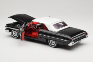 Ford Galaxie 500 Melns Sun Star 1:18 1442 Metāls — attēls 5 no 8
