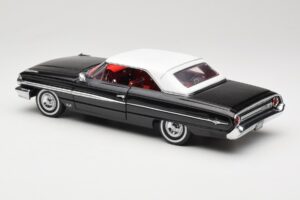 Ford Galaxie 500 Melns Sun Star 1:18 1442 Metāls — attēls 7 no 8