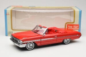 Ford Galaxie 500 Kabriolets Sarkans Sun Star 1:18 1420 Metāls — attēls 8 no 8