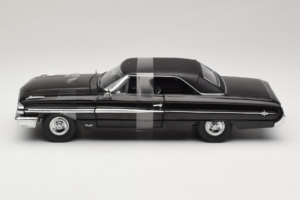 Ford Galaxie 500 Men in Black 3 Movie GreenLight 1:18 15301 Metāls — attēls 3 no 6
