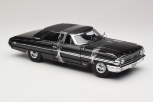 Ford Galaxie 500 Men in Black 3 Movie GreenLight 1:18 15301 Metāls — attēls 4 no 6