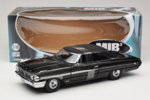 Ford Galaxie 500 Men in Black 3 Movie GreenLight 1:18 15301 Metāls — attēls 6 no 6