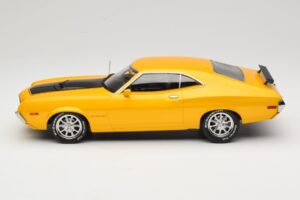 Ford Gran Torino Sport Dzeltens IXO 1:18 18CMC186 Metāls — attēls 3 no 6