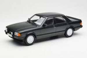 Ford Granada Mk2 2.8 Injection Tumšzaļš MCG 1:18 MCG18263 Metāls