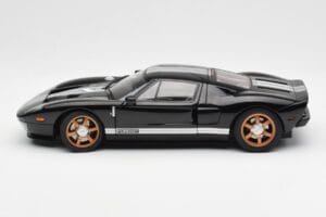 Ford GT Melns Ar Baltām Svītrām AUTOart 1:18 73023 Metāls — attēls 4 no 8