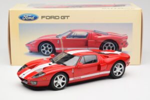Ford GT Sarkans AUTOart 1:18 73021 Metāls — attēls 8 no 8