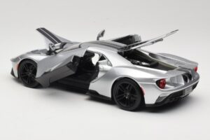 Ford GT Sudrabs Maisto 1:18 31384 Metāls — attēls 5 no 8