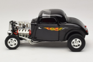 Ford Hot Rod Melns Rydell High Grease ERTL 1:18 36602 Metāls — attēls 3 no 6