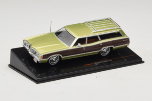 Ford LTD Country Squire Green Bronze IXO 1:43 CLC608N Metāls — attēls 2 no 5