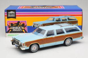 Ford LTD Country Squire Charlie's Angels Movie GreenLight 1:18 19066 Metāls — attēls 8 no 8
