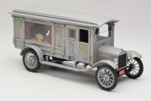 Ford Model T Ornate Carved Hearse Precision Miniatures 1:18 PMSC-07G Metāls — attēls 6 no 8